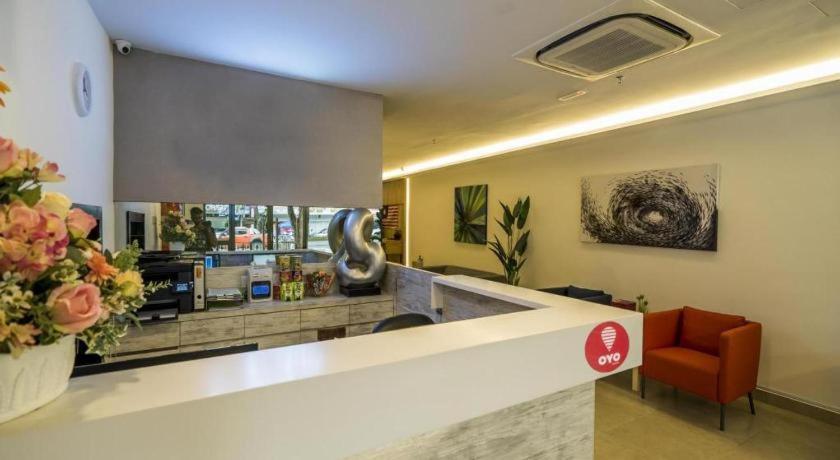 Oyo 264 City Edge Hotel Kuala Lumpur Exterior photo